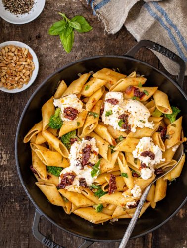 One Skillet Pasta with Sun Dried Tomatoes, Broccoli & Pine Nuts